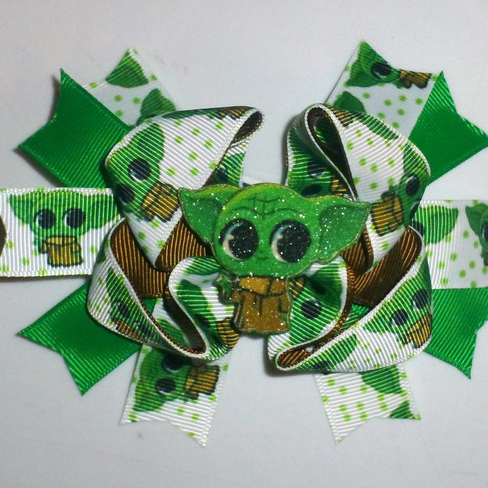 Grogu Baby Yoda Mandalorian Girls 5-Inch Hair Bow Clip